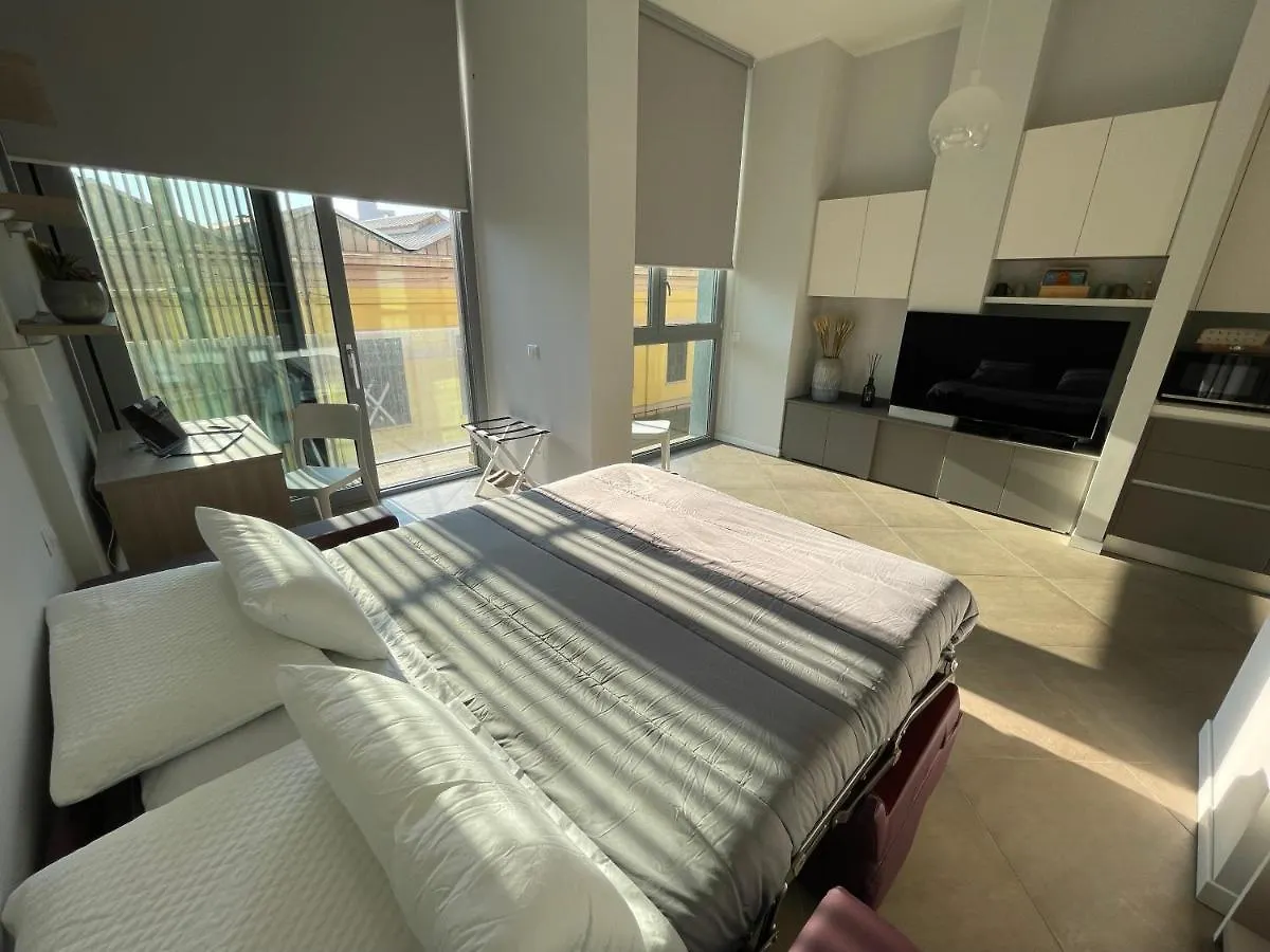 Suitesettepesciolini - Casa Vacanza Zoe Milan Italy